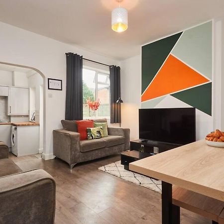 Ferienwohnung Haw Hill House - Modern 4 Bed Normanton  Exterior foto