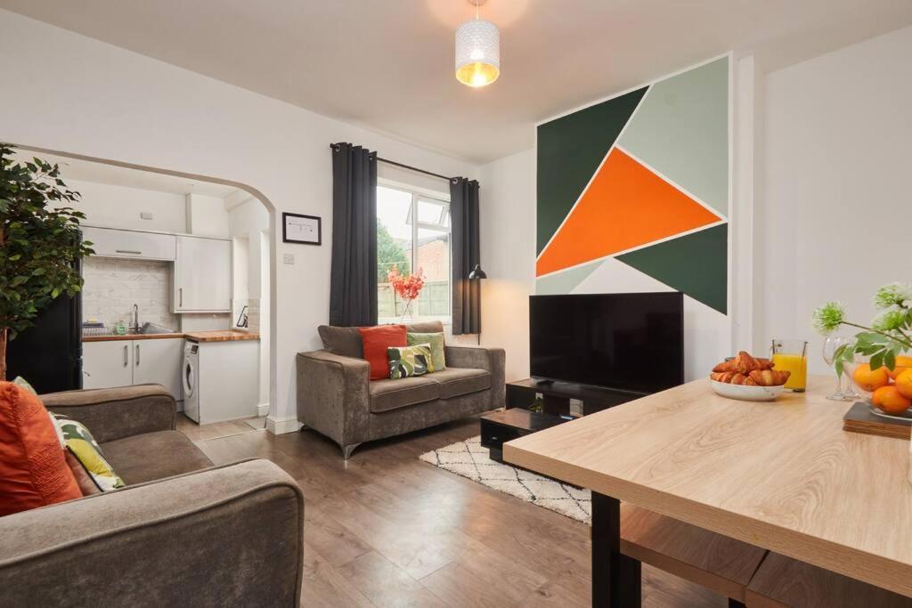 Ferienwohnung Haw Hill House - Modern 4 Bed Normanton  Exterior foto